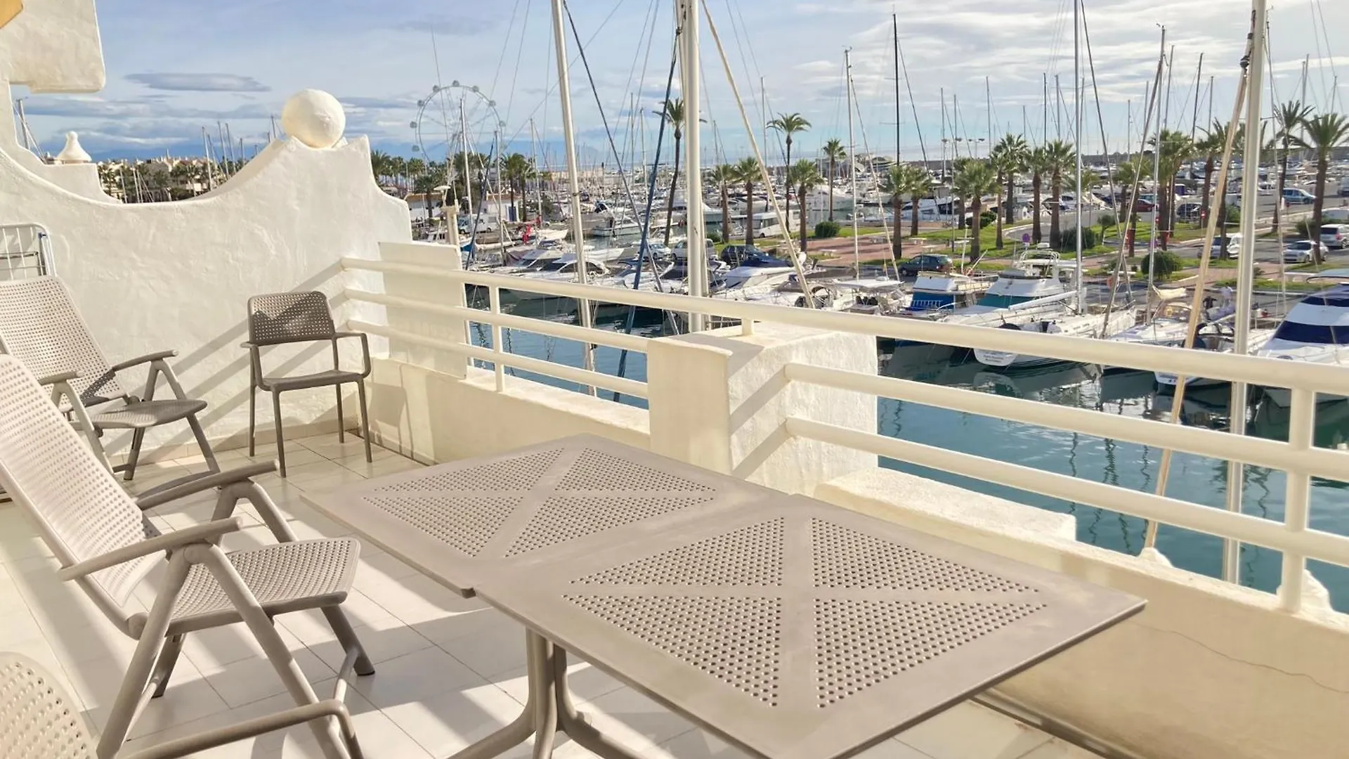 Apartamento Isla De Poniente Puerto Marina Benalmádena Appartement